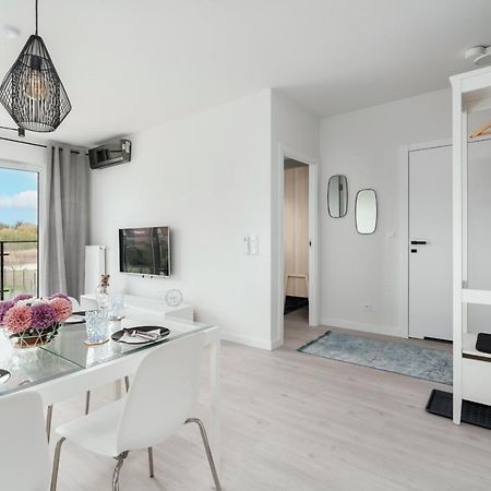 Stara Cegielnia Lake View Apartment By Renters Prestige Poznań Exteriör bild