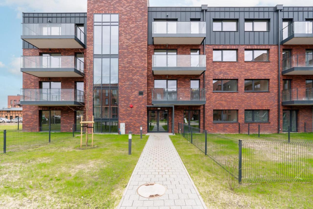 Stara Cegielnia Lake View Apartment By Renters Prestige Poznań Exteriör bild