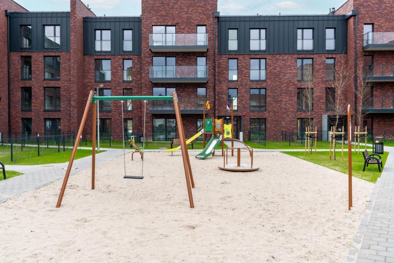 Stara Cegielnia Lake View Apartment By Renters Prestige Poznań Exteriör bild